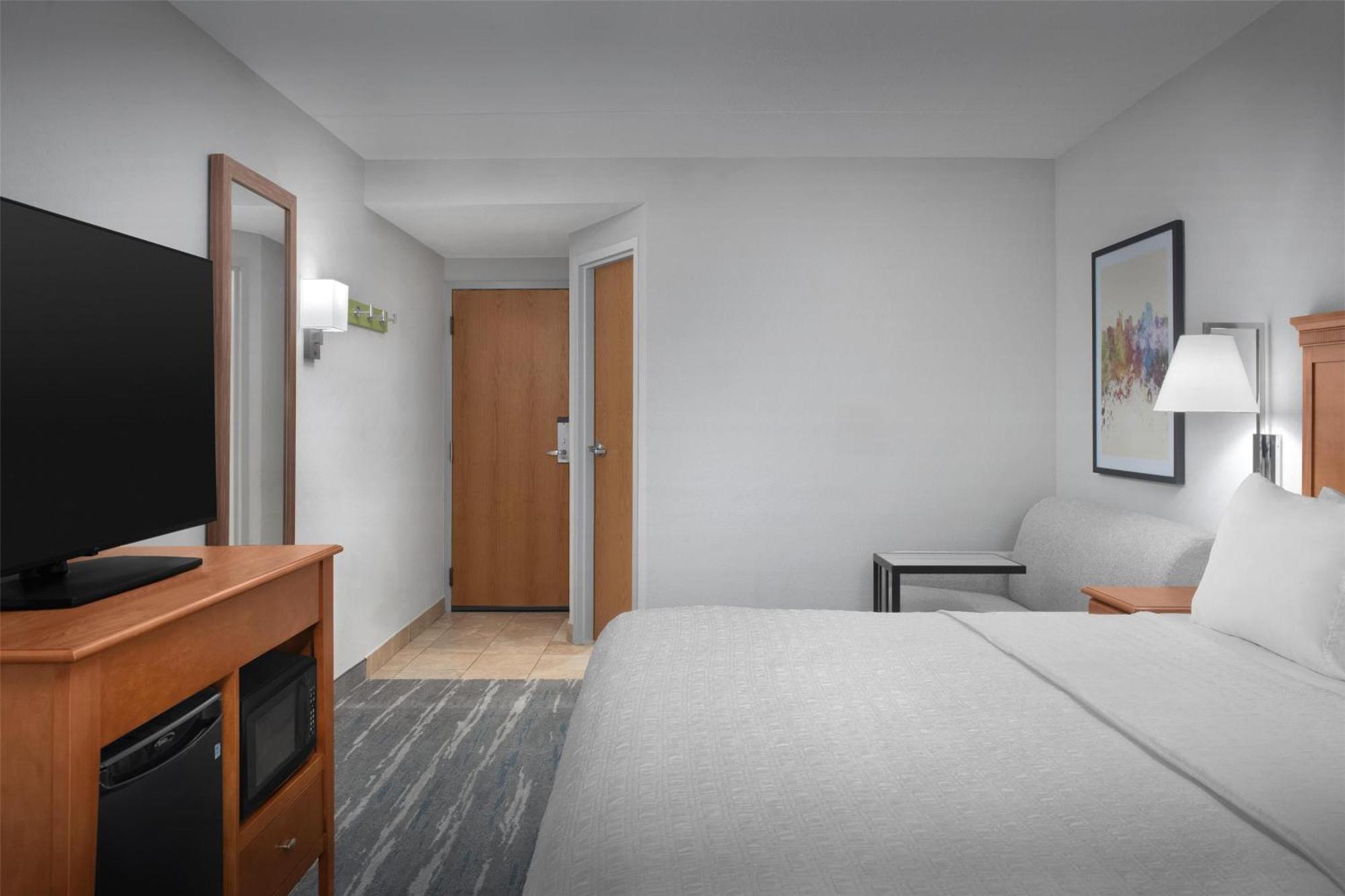 Hampton Pittsburgh Greentree