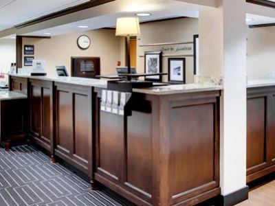 Hampton Pittsburgh Greentree Hotel 3*