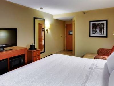 Hampton Pittsburgh Greentree