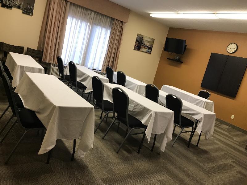 Hampton Pittsburgh Greentree Hotel 3*
